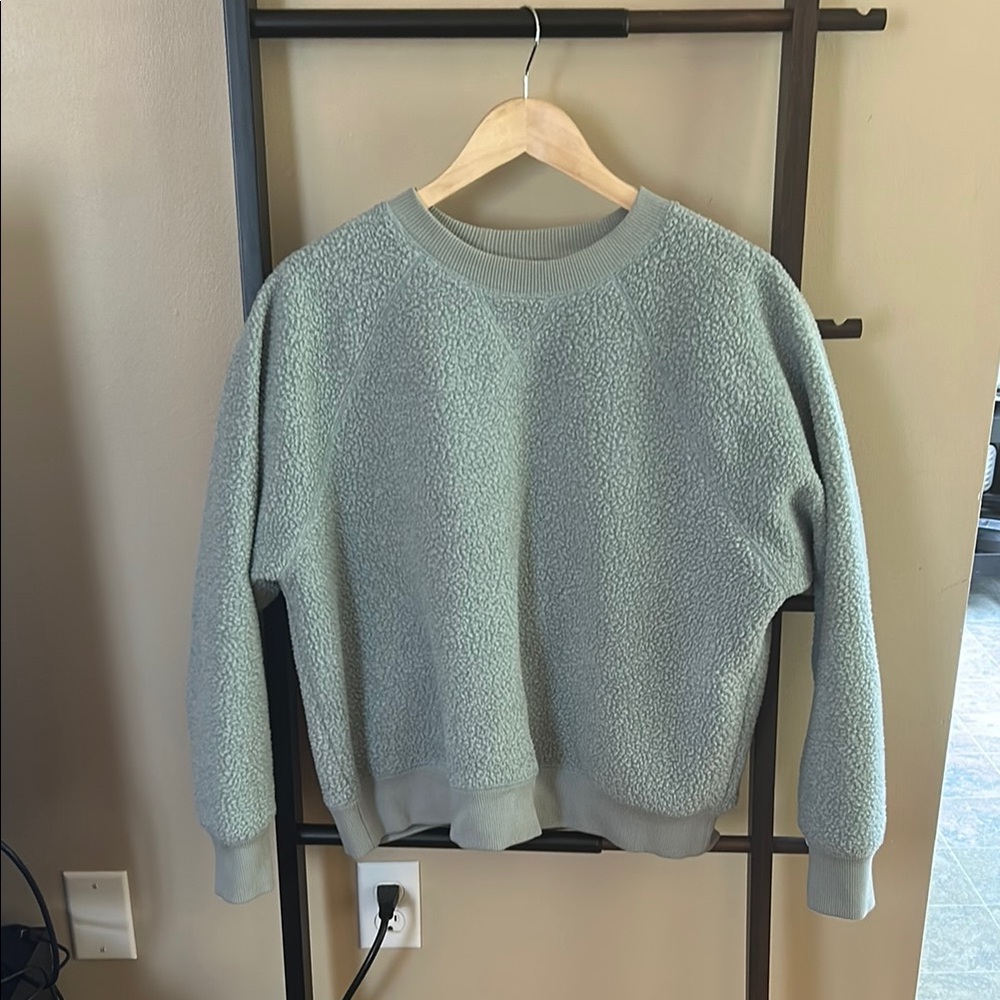 Everlane ReNew Fleece Sweatshirt in Mint Green - XL